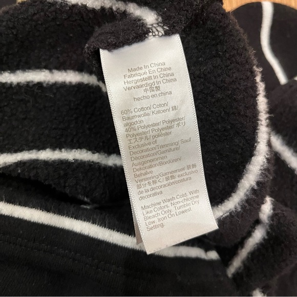 J. CREW Striped Wide Button Collar Pullover Sweatshirt (XS) - Picture 9 of 9